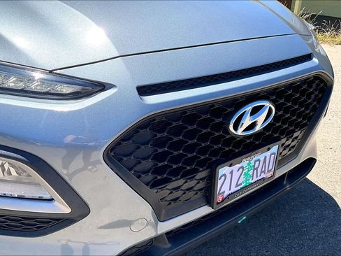 Used 2021 Hyundai Kona SEL AWD/4WD image 32