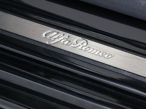 New 2025 Alfa Romeo Stelvio Sprint image 15