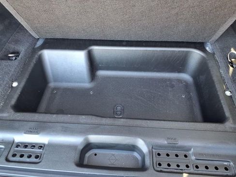 Used 2025 Jeep Wrangler Sport S image 81