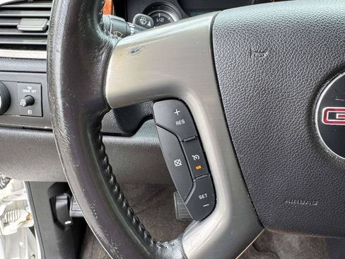 Used 2014 GMC Yukon SLT AWD/4WD image 11