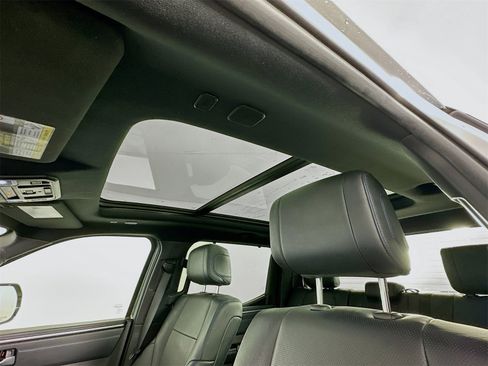 Used 2023 Toyota Tundra Platinum image 22