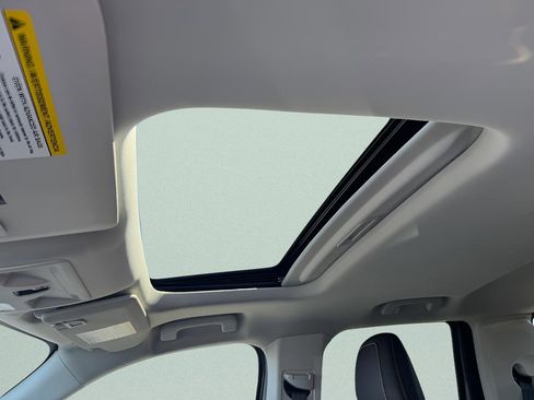 New 2025 Ford Maverick Lobo AWD/4WD image 8