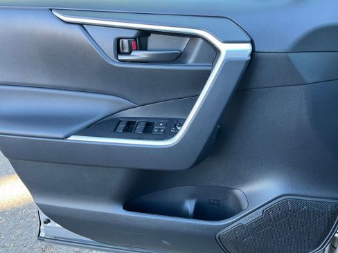 Used 2025 Toyota RAV4 LE image 20