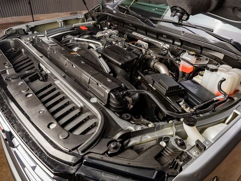 Used 2025 GMC Sierra 2500 AT4 w/ AT4 Premium Plus Package image 39