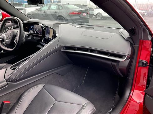 Used 2022 Chevrolet Corvette 2LT image 19