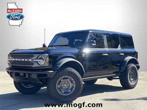 New 2025 Ford Bronco Badlands image 1