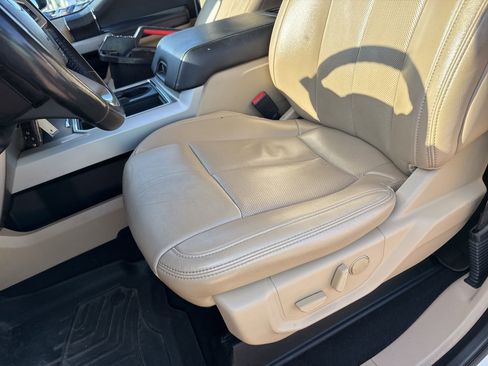 Used 2021 Ford F250 Lariat w/ Lariat Value Package image 15