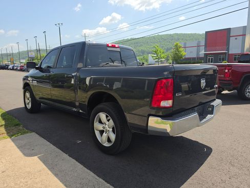 Used 2019 RAM 1500 Classic SLT AWD/4WD image 6