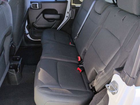 Used 2021 Jeep Wrangler Unlimited Sport image 20