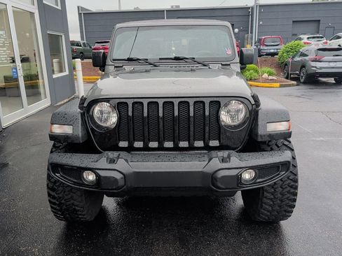 Used 2021 Jeep Wrangler Unlimited Sport AWD/4WD image 2