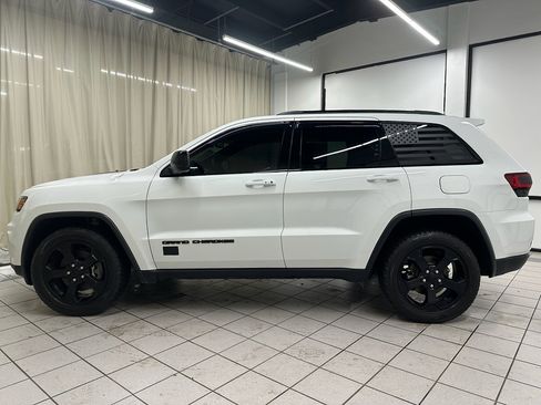 Used 2021 Jeep Grand Cherokee Freedom Edition image 10