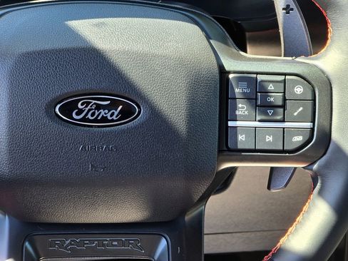 Used 2025 Ford F150 Raptor AWD/4WD image 16