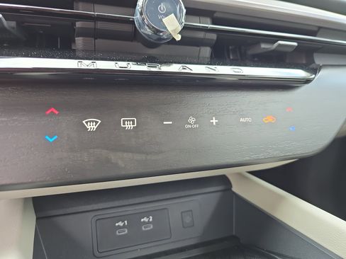 New 2025 Nissan Murano SV image 23