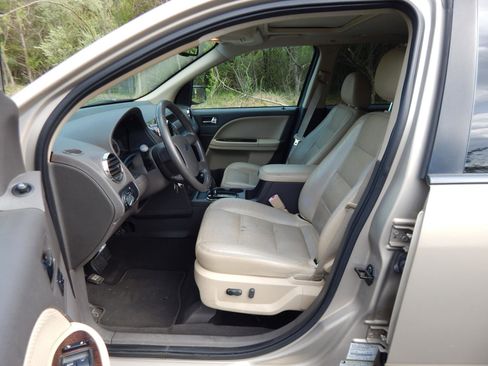 Used 2008 Ford Taurus X Limited AWD/4WD image 12
