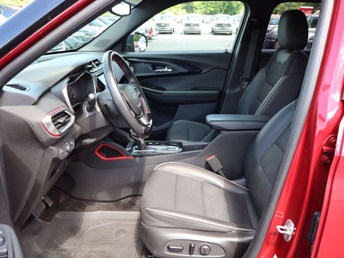 Used 2021 Chevrolet TrailBlazer RS w/ Convenience Package FWD image 21