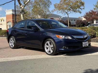 Used 2014 Acura ILX w/ Technology Package