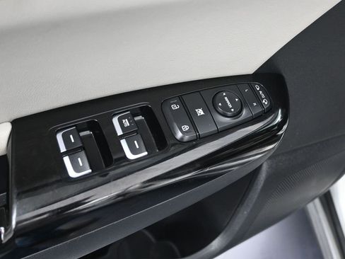 Used 2018 Kia Sportage EX w/ EX Sport Appearance Package image 11