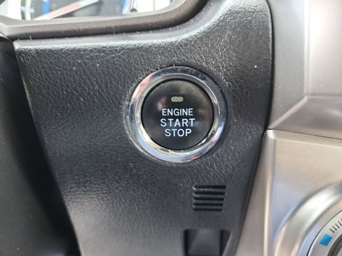 Used 2016 Toyota 4Runner Limited image 30