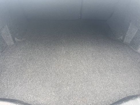 Used 2018 Ford Fusion SE FWD image 15