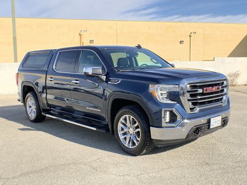Used 2021 GMC Sierra 1500 SLT w/ SLT Premium Plus Package image 2