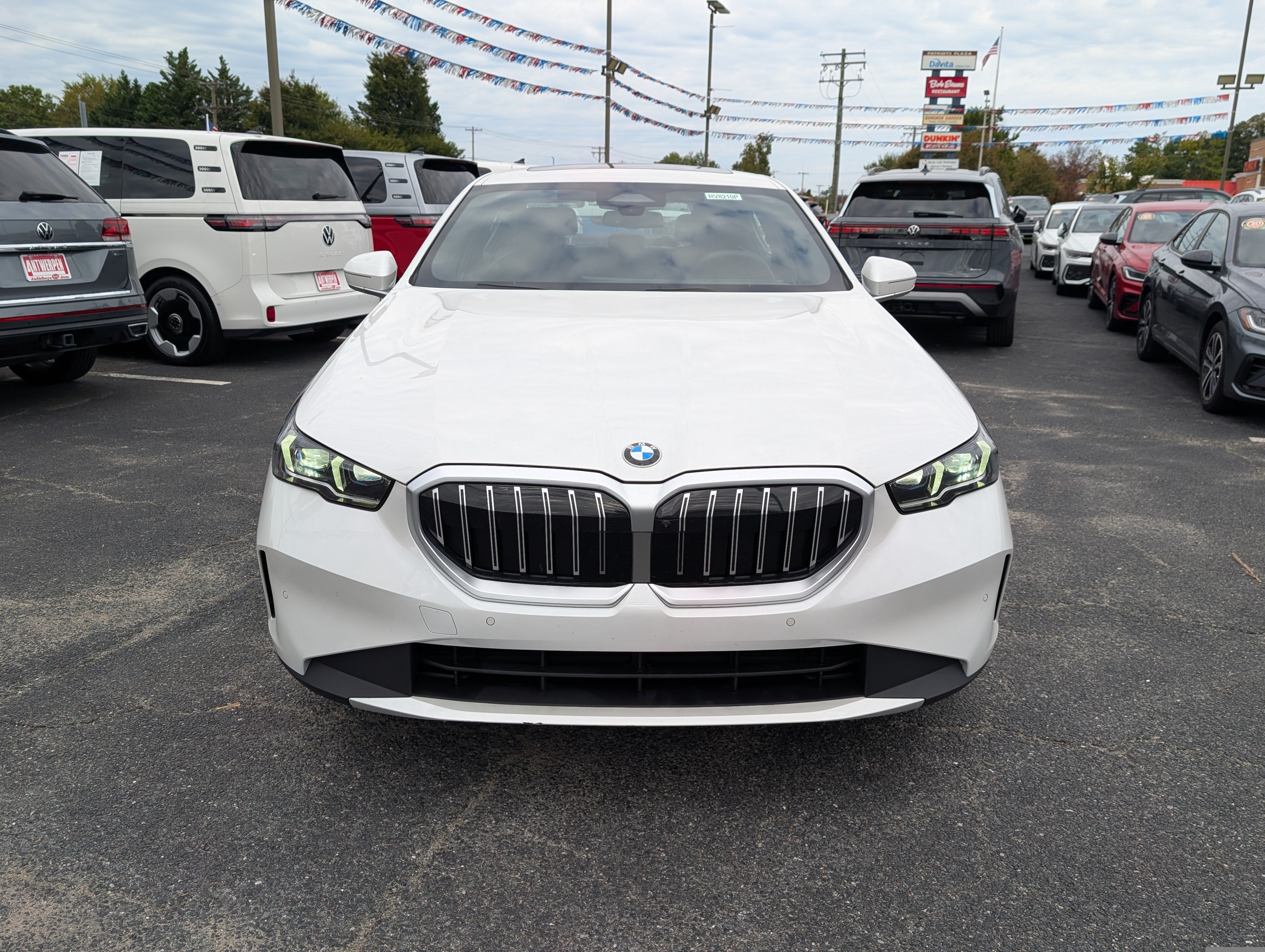 Used 2026 BMW 540i xDrive AWD/4WD image 28