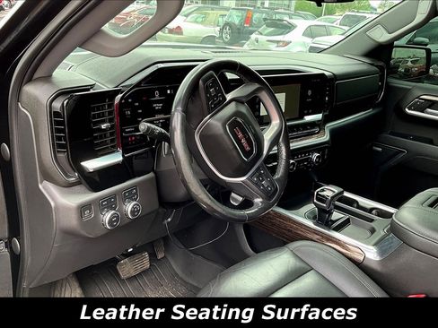 Used 2022 GMC Sierra 1500 Elevation w/ Elevation Premium Package AWD/4WD image 4