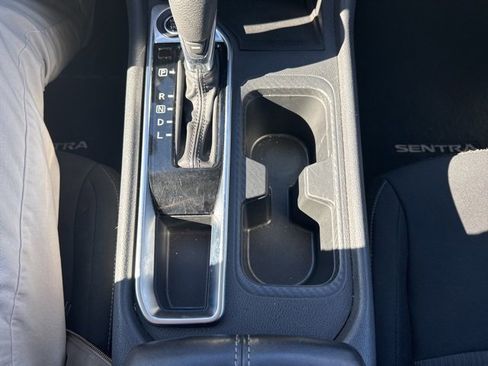 Used 2024 Nissan Sentra SV image 25