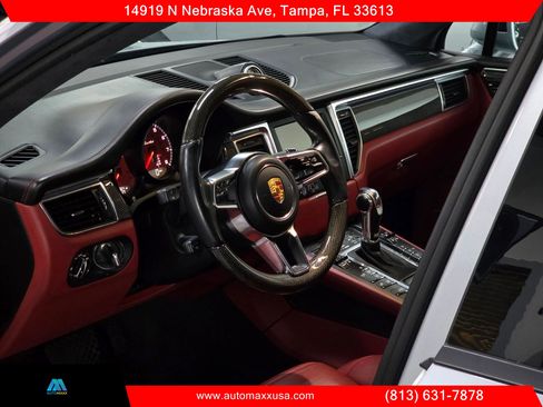 Used 2015 Porsche Macan Turbo image 14