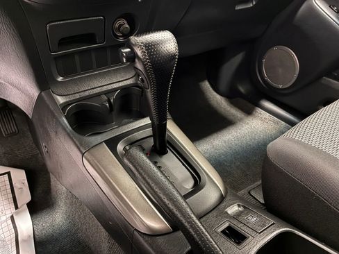 Used 2004 Toyota RAV4 4WD image 21