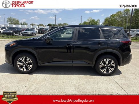 Used 2023 Nissan Rogue SV AWD/4WD image 1