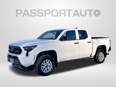 Certified 2024 Toyota Tacoma SR image 1