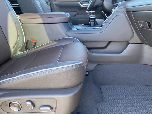 New 2026 GMC Sierra 1500 Denali AWD/4WD image 22