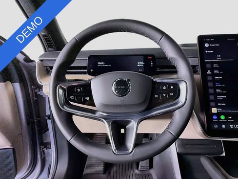 Used 2026 Volvo EX90 Plus RWD image 10