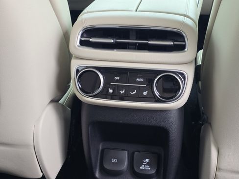 Used 2021 Genesis GV80 2.5T w/ Prestige Package 04 image 24