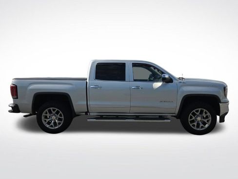 Used 2018 GMC Sierra 1500 SLT AWD/4WD image 2