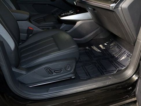 Used 2024 Audi Q4 e-tron Premium Plus w/ Premium Plus image 36