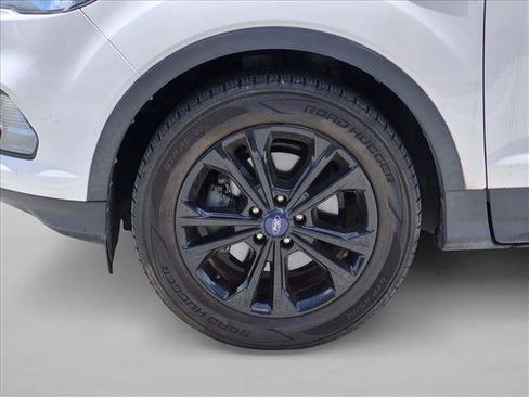 Used 2018 Ford Escape SEL w/ Ford Safe & Smart Package FWD image 14