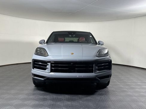 Certified 2024 Porsche Cayenne S AWD/4WD image 10