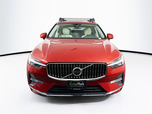 Used 2023 Volvo XC60 B5 Plus w/ Climate Package AWD/4WD image 2