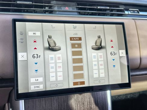 New 2026 Land Rover Range Rover SE image 27