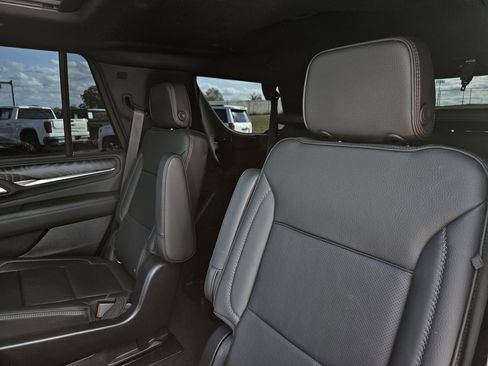 Used 2022 GMC Yukon Denali image 27