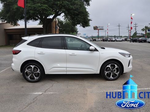 Used 2024 Ford Escape ST-Line Select w/ Tech Pack #2 AWD/4WD image 6