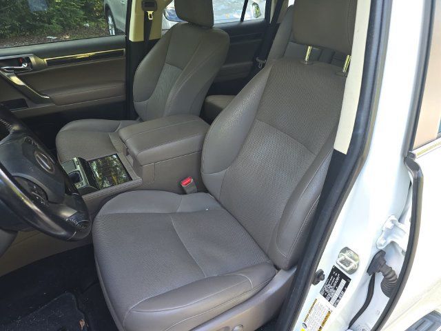 Used 2022 Lexus GX 460 Premium w/ Premium Package AWD/4WD image 13