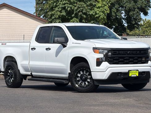 Used 2025 Chevrolet Silverado 1500 Custom AWD/4WD image 2