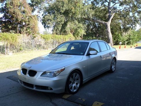 Used 2006 BMW 530i Sedan image 3