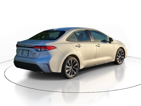 Certified 2025 Toyota Corolla SE FWD image 7