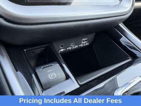 Certified 2025 Subaru Outback Premium AWD/4WD image 21