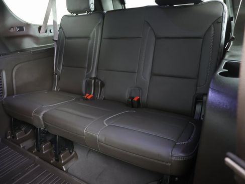 Certified 2023 GMC Yukon XL Denali image 10