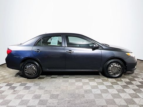 Used 2010 Toyota Corolla LE FWD image 9