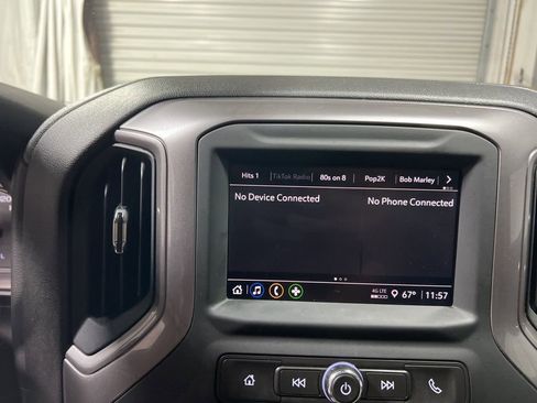 Used 2023 Chevrolet Silverado 1500 Custom image 40